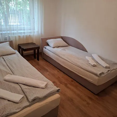Kale Apartman *
