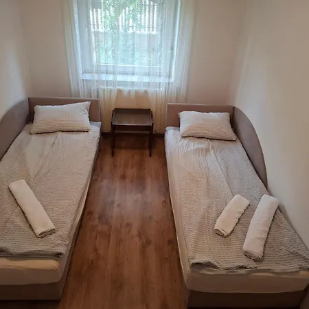 Kale * Νόβι Σαντ